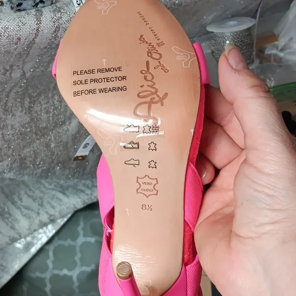 Alice + Olivia Silhouette Talene Neon Pink Heels Size 8.5 - Picture 5 of 6